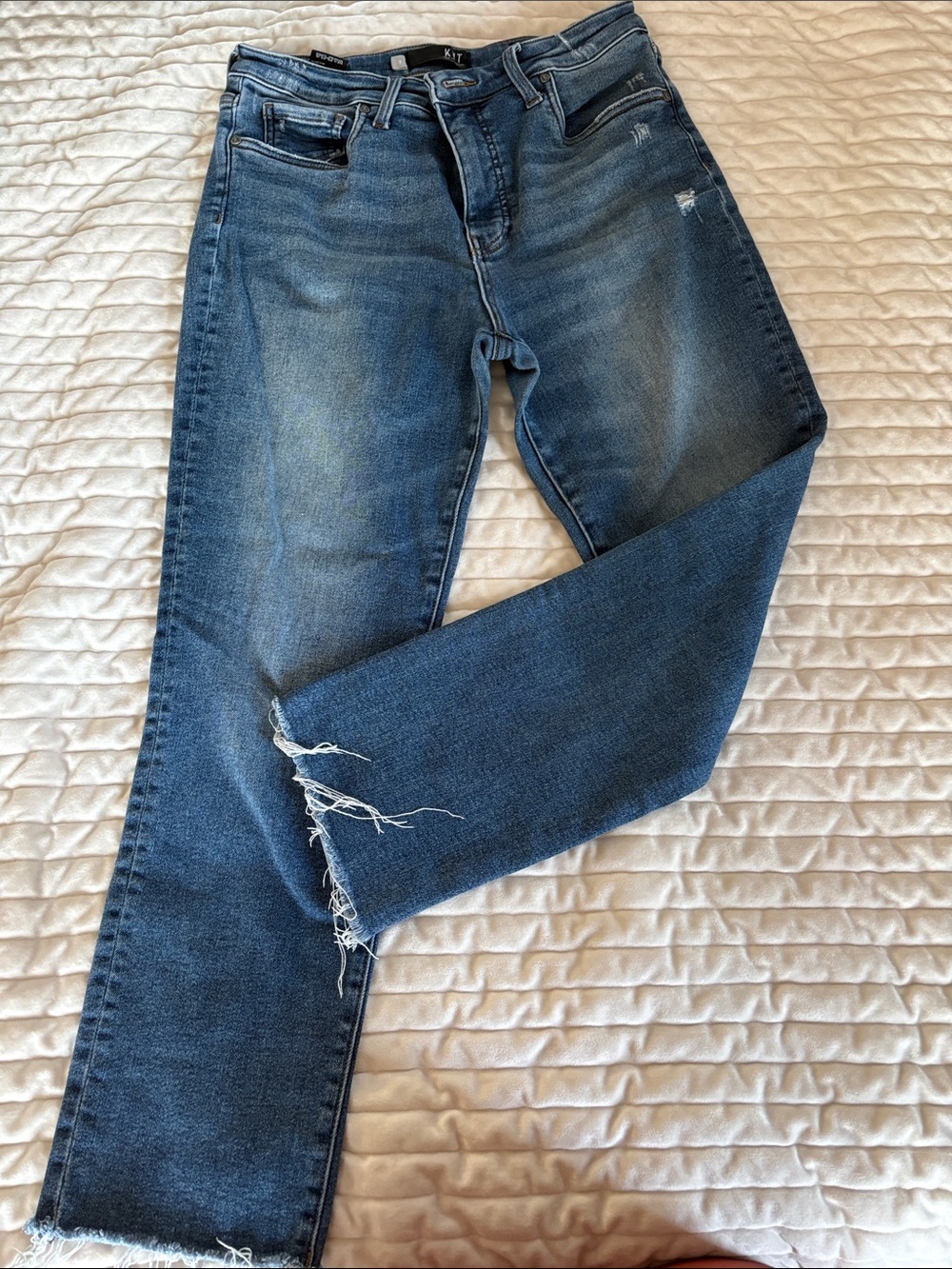 Kut from the Kloth Women's Mid Blue Straight Leg Jeans with Distressed Hem